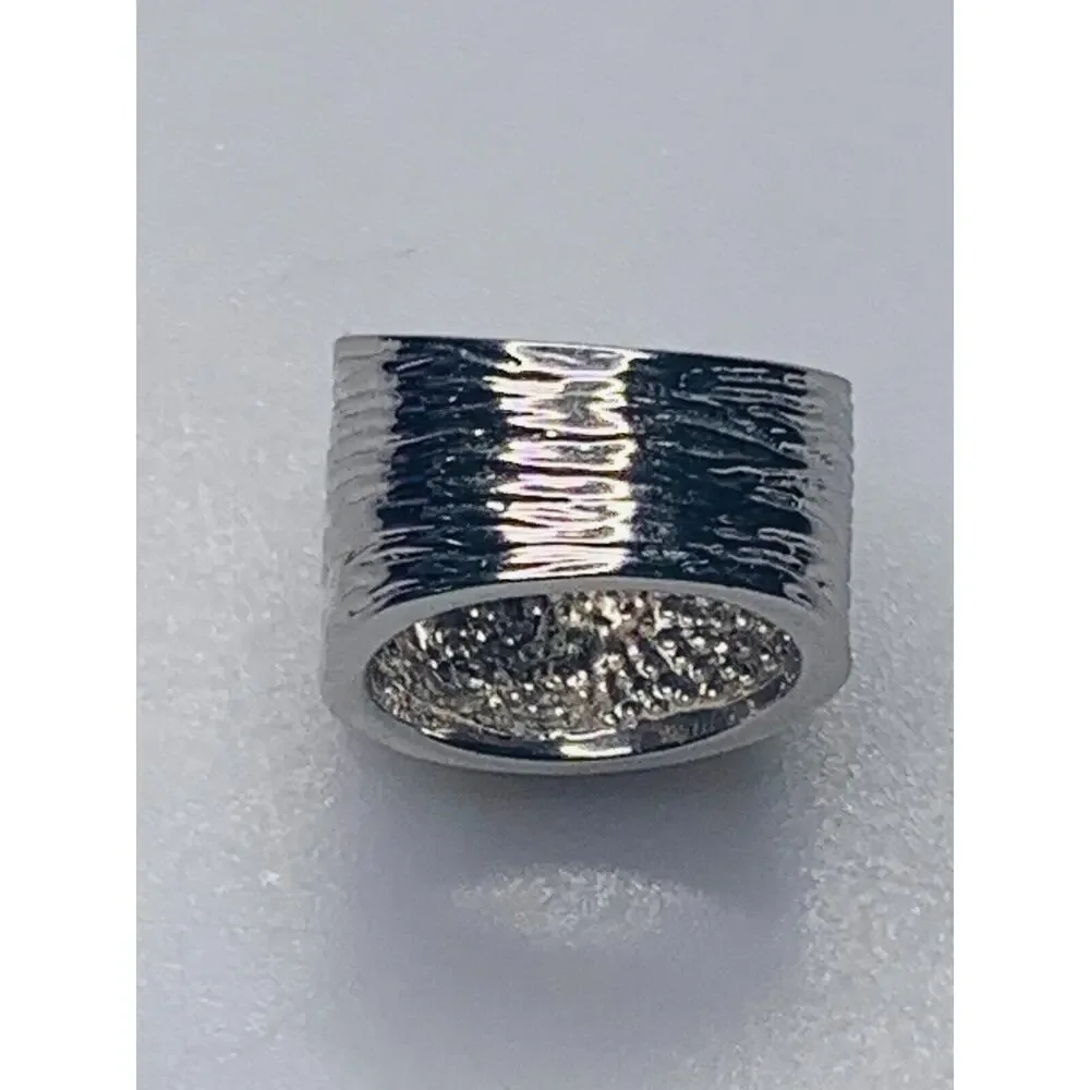 Lia Sophia Peachy Keen Faceted Champagne Ring, Silver Tone Textured Band, Size 8